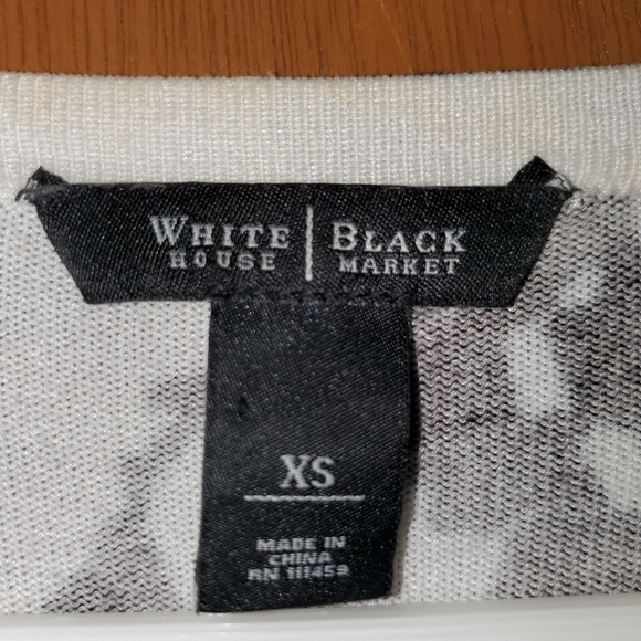 Sweater - Picture 4 of 4